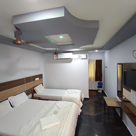 Sri Murugan Beach Paradise Hotel Mamallapuram Eksteriør billede