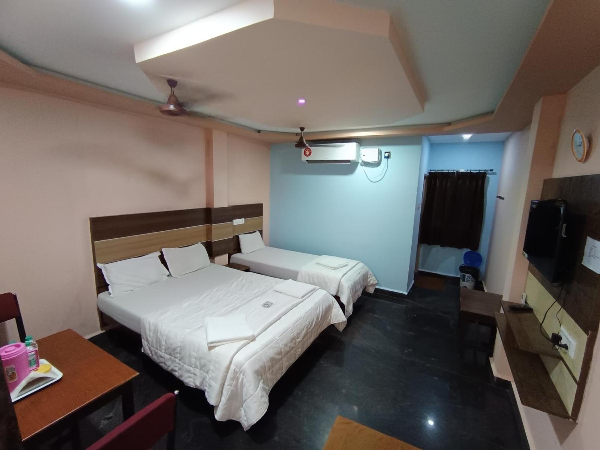 Sri Murugan Beach Paradise Hotel Mamallapuram Eksteriør billede
