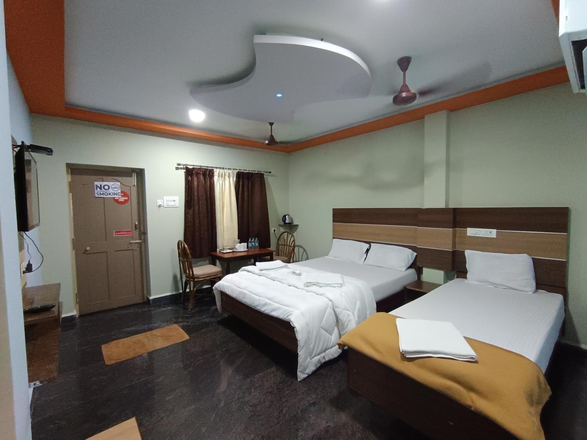 Sri Murugan Beach Paradise Hotel Mamallapuram Eksteriør billede