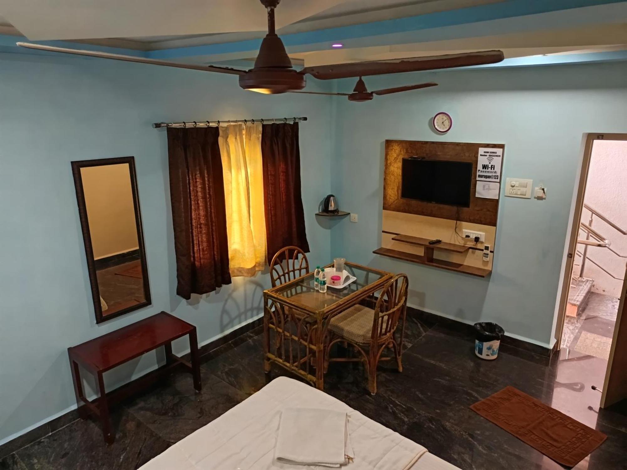 Sri Murugan Beach Paradise Hotel Mamallapuram Eksteriør billede