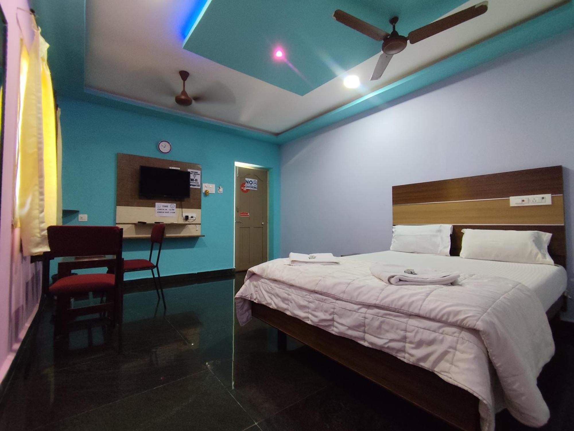 Sri Murugan Beach Paradise Hotel Mamallapuram Eksteriør billede